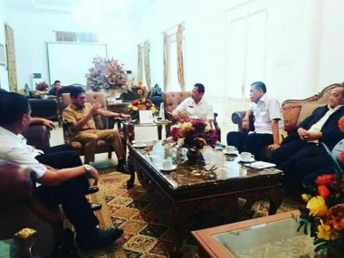 GUBERNUR TERIMA KUNJUNGAN TIM SEKRETARIAT JENDERAL DEWAN KETAHANAN NASIONAL